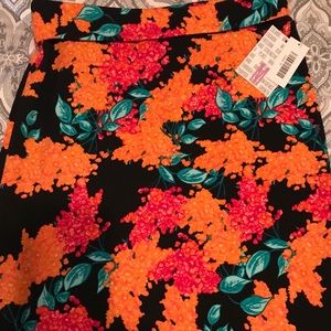 LulaRoe Medium Cassie